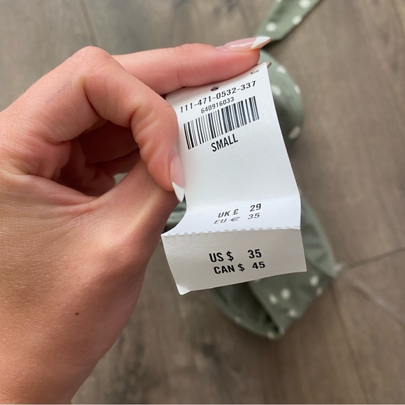 Abercrombie & Fitch green and white polka dot one shoulder swim top - Picture 3 of 3